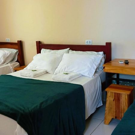 Teresina de Goias Hotel Recanto Verde מראה חיצוני תמונה